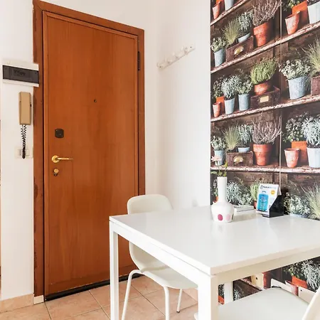 Sarpi Studio Apartment Self Check In * מילאנו