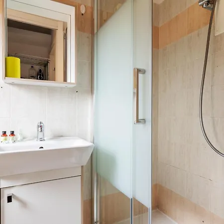 Sarpi Studio Apartment Self Check In *